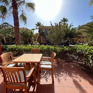 corralejo-happy-place-precioso-apartamento-con-piscina.hotelsfuerteventura.org/